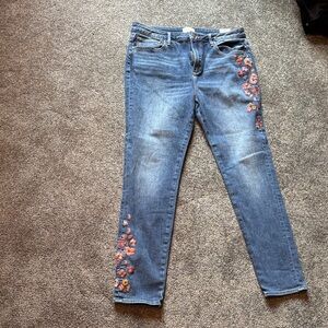 Driftwood Embroidered high rise Blue Jeans size 32  excellent condition.